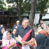 Wali Kota Bekasi Serahkan Sapi Kurban untuk Atlet dan Masyarakat